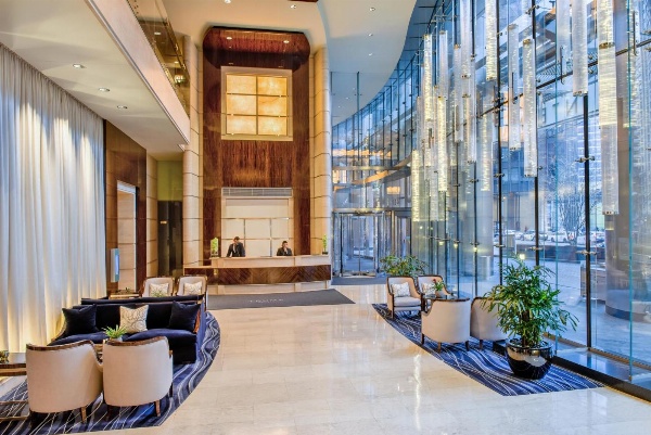 Trump International Hotel & Tower Chicago image 3